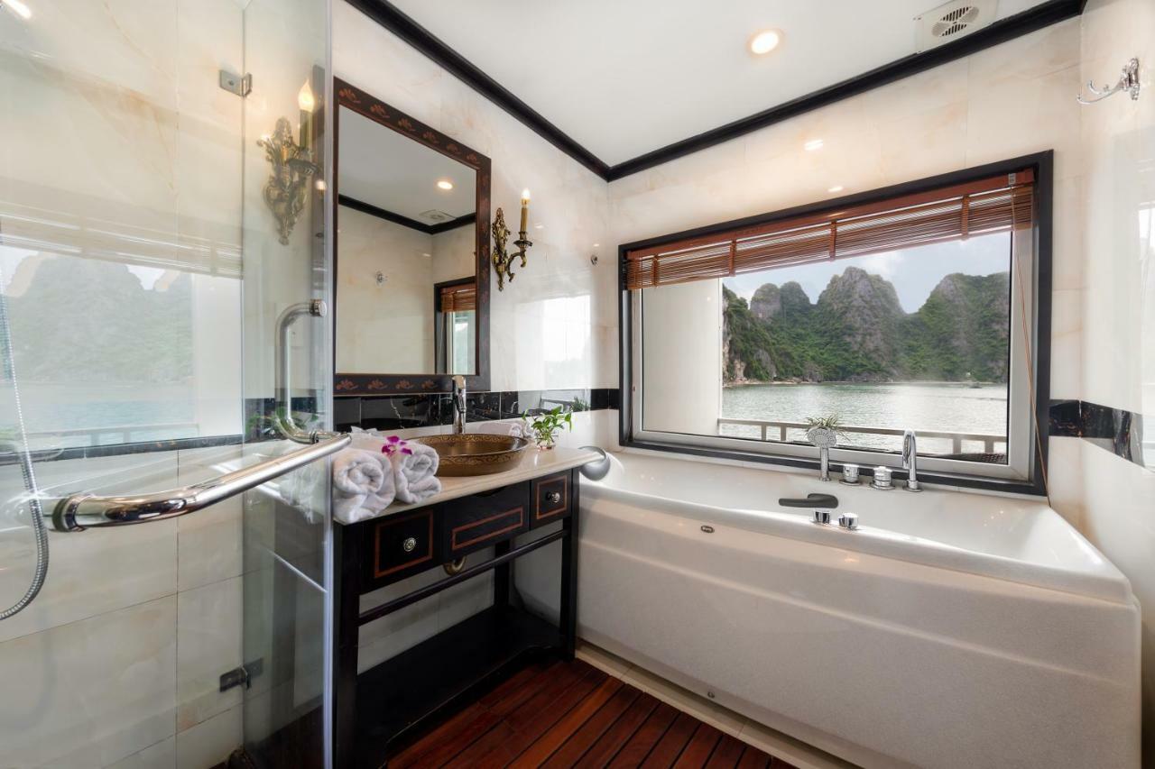 Huong Hai Sealife Cruise Ha Long Exterior photo