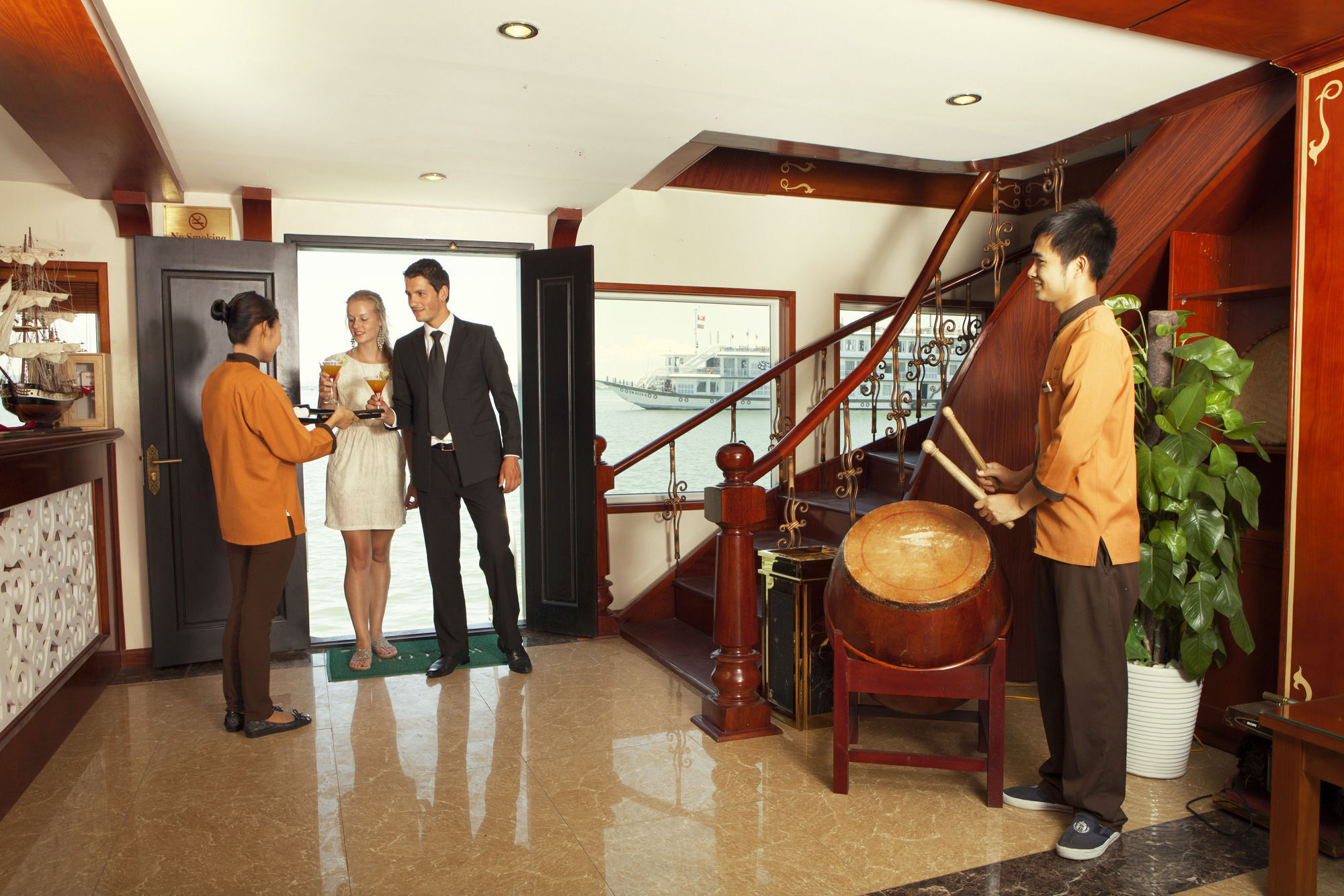 Huong Hai Sealife Cruise Ha Long Exterior photo